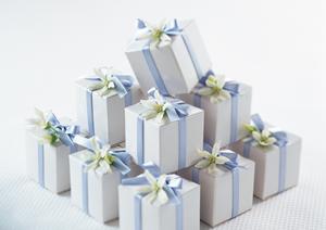 アクリル板なら飛沫感染防止できる